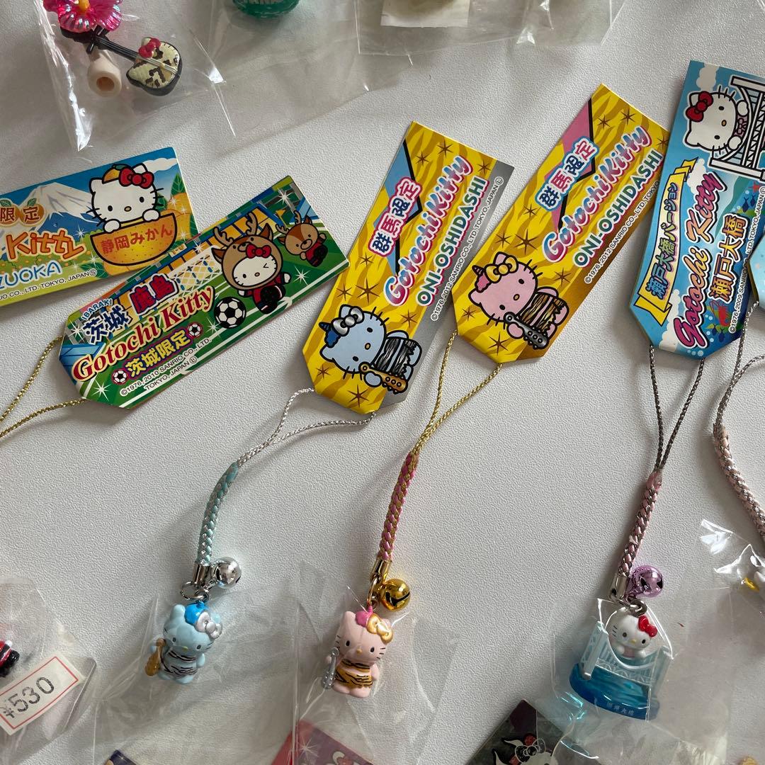 ご当地キティ　根付け　まとめ売り