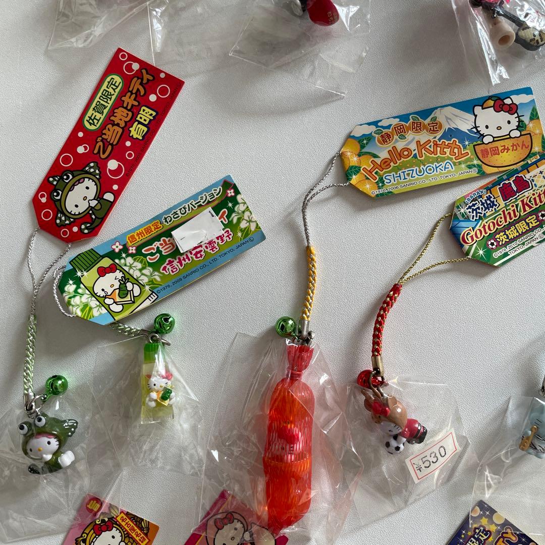 ご当地キティ　根付け　まとめ売り