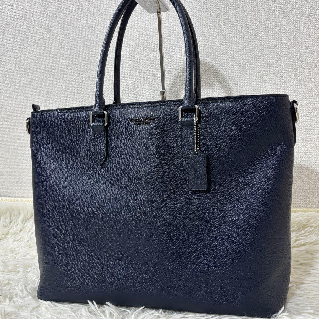 【美品】 COACH ベケット サファイアーノレザー トートバッグ ネイビー Yahoo!オークション -「コーチ サフィアーノ トートバッグ」の落札相場