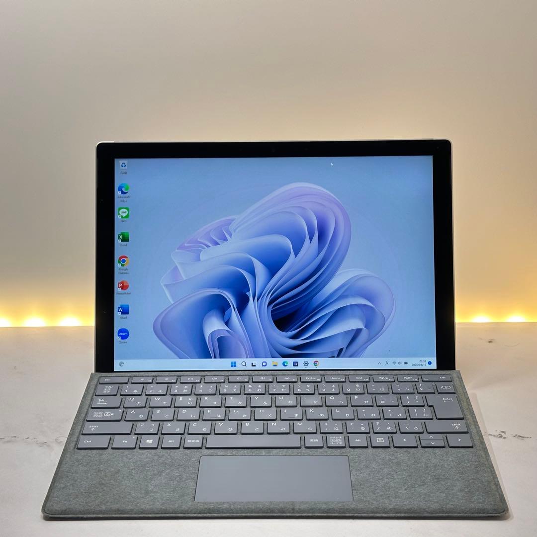 【化粧箱付属】Surface Pro7 Corei5/8/256