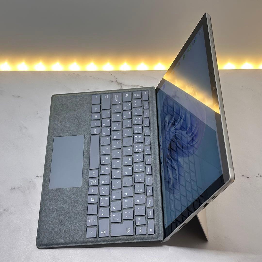 【化粧箱付属】Surface Pro7 Corei5/8/256