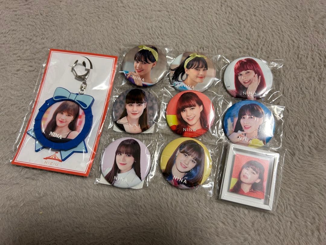 NiziU ニナ 缶バッジ - メルカリ
