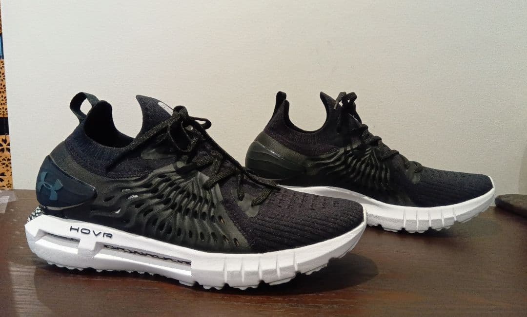 [新品]UNDER ARMOUR HOVR Phantom RN 27.5cm