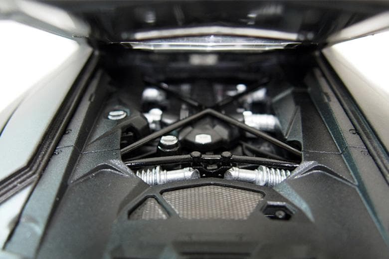 1/18 ランボルギーニ Aventador LP 700-4ミニカー完成品