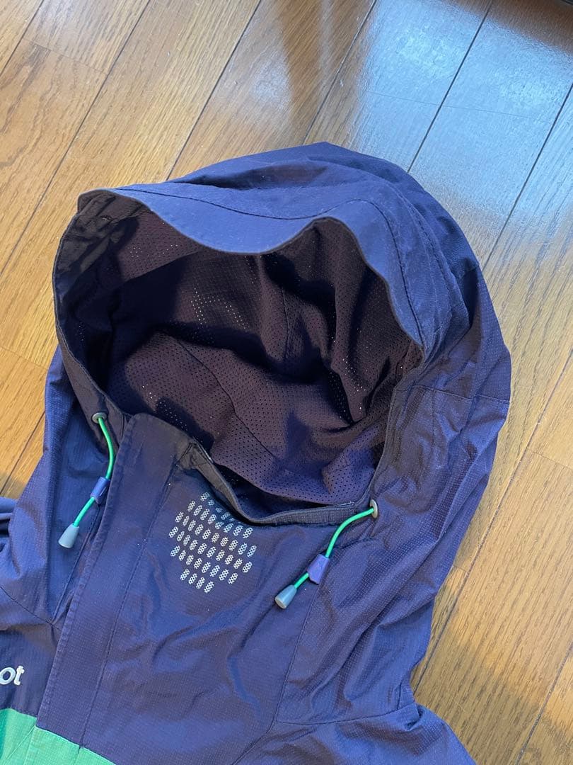 Marmot ジャケット 斜めファスナー Mサイズ スキー・スノーボードに