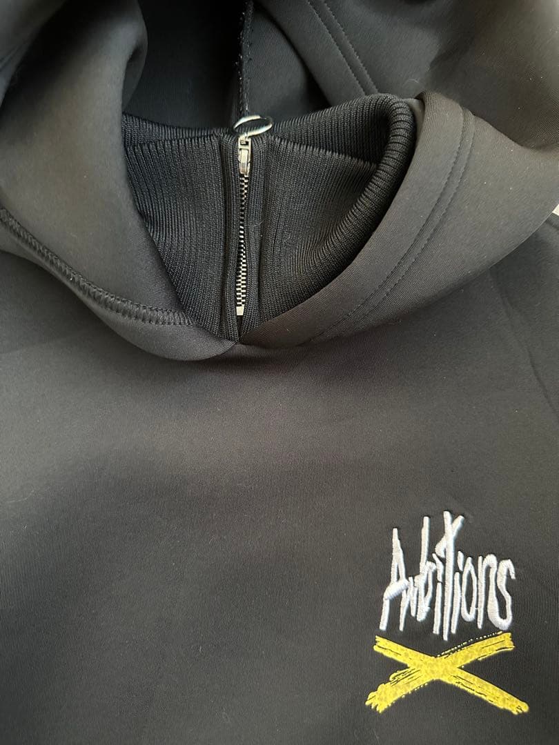 ONE OK ROCK Ambitions JAPAN 2017 パーカー M