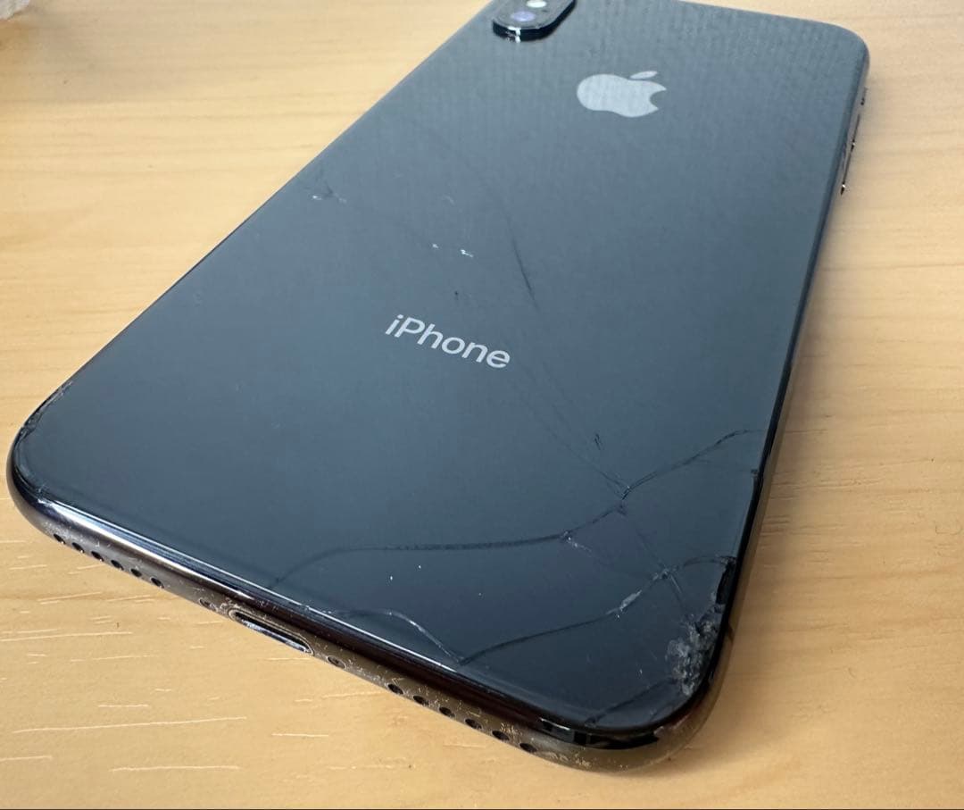 Apple iPhone X スペースグレー 本体 - メルカリ