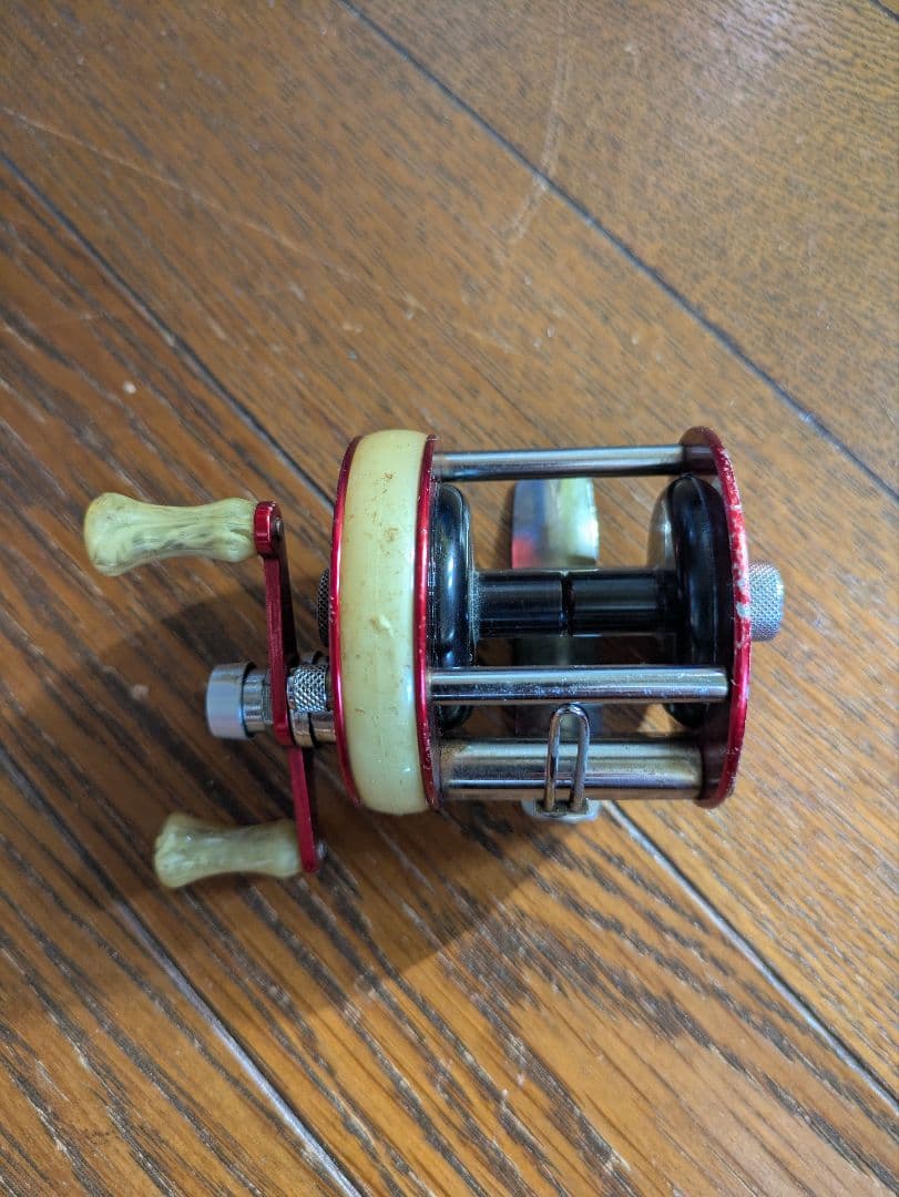 値下げします! vintage　アブ　1750Ａ NO.2