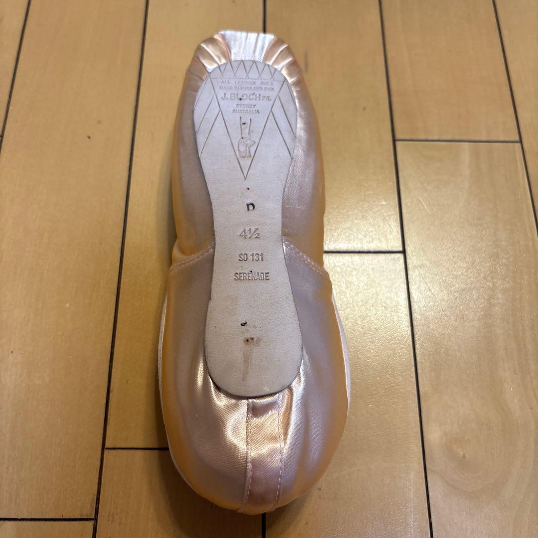 ブロック　トゥシューズ　未使用　セレナーデ　4.5D