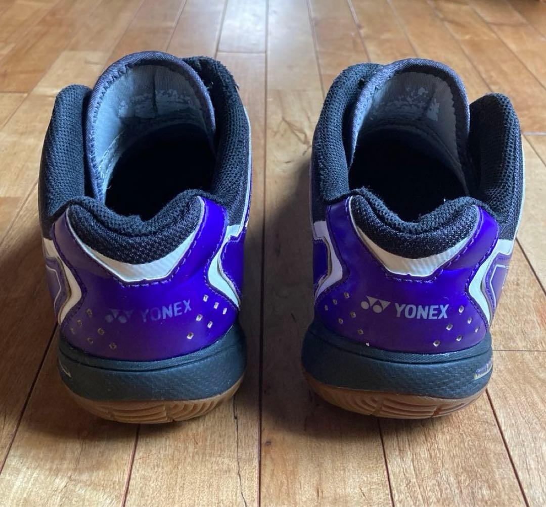 YONEXバドミントンシューズ24.5cm ひも紐のみ可 - メルカリ