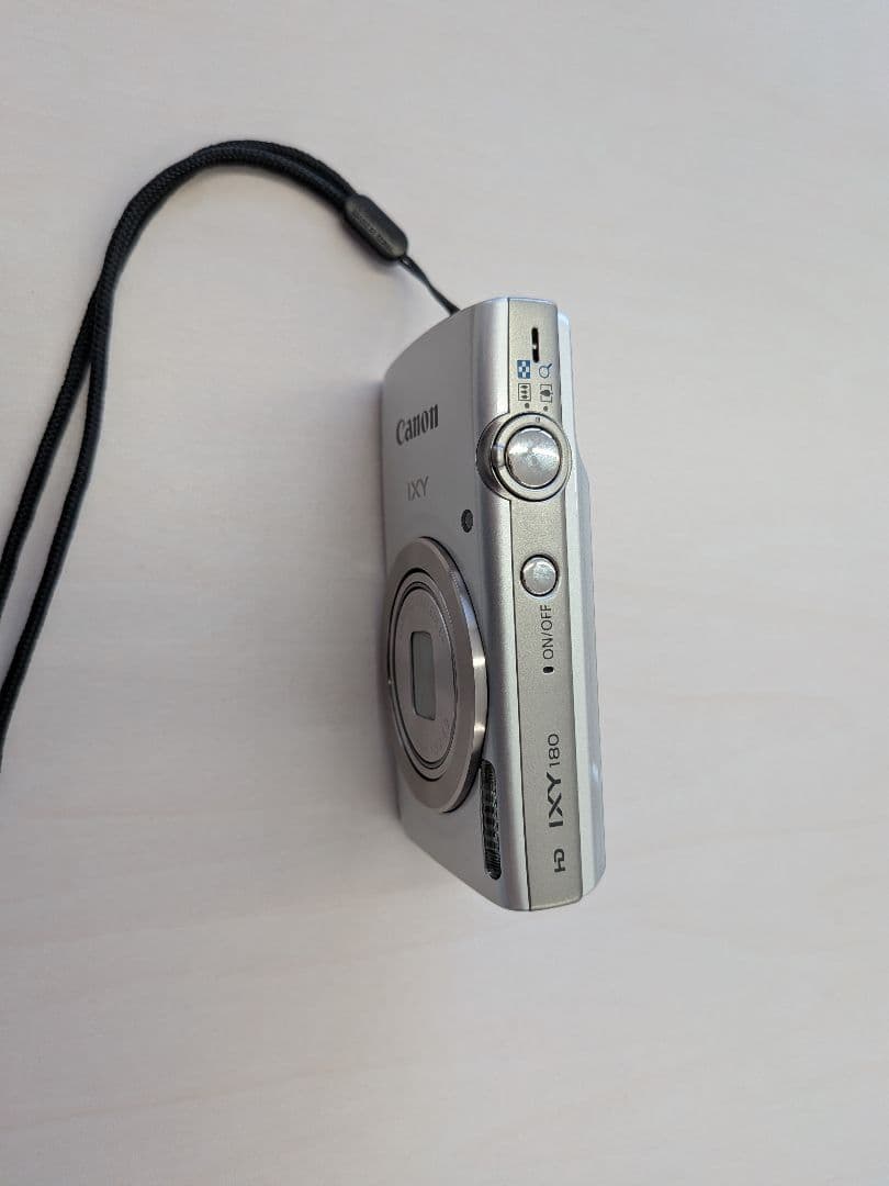 Canon IXY 180 シルバー コンパクト デジタルカメラ - メルカリ