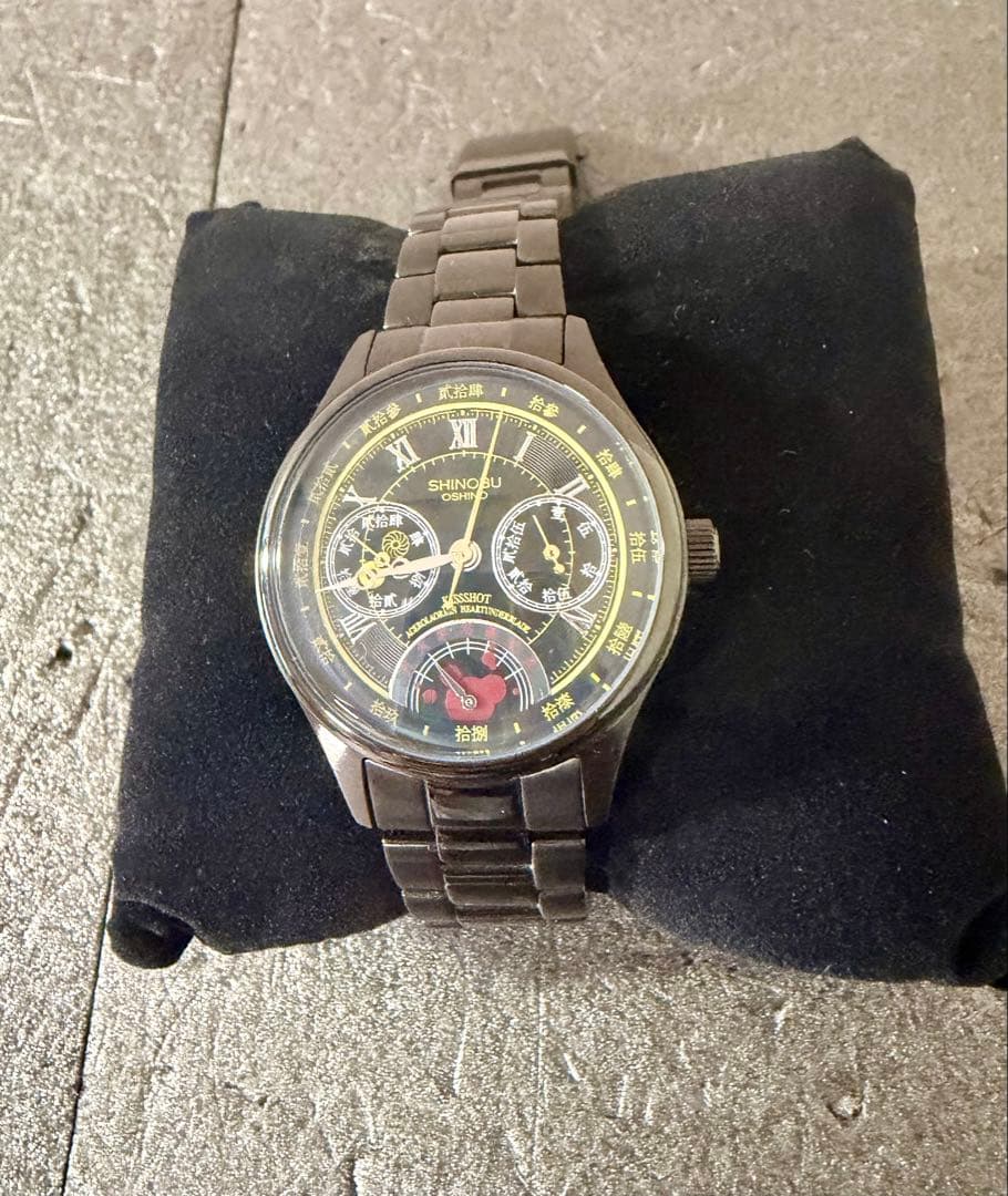 忍野忍 モデル 腕時計 物語シリーズ　Super Groupies 化物語