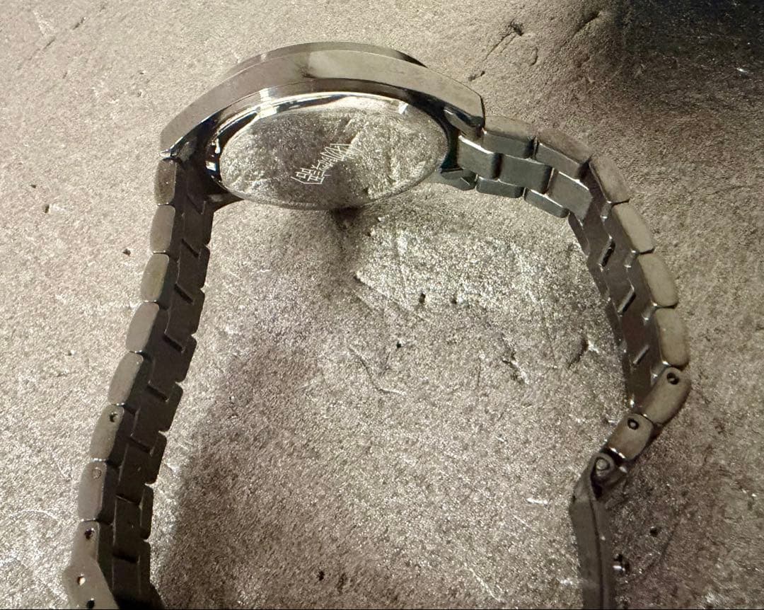 忍野忍 モデル 腕時計 物語シリーズ　Super Groupies 化物語