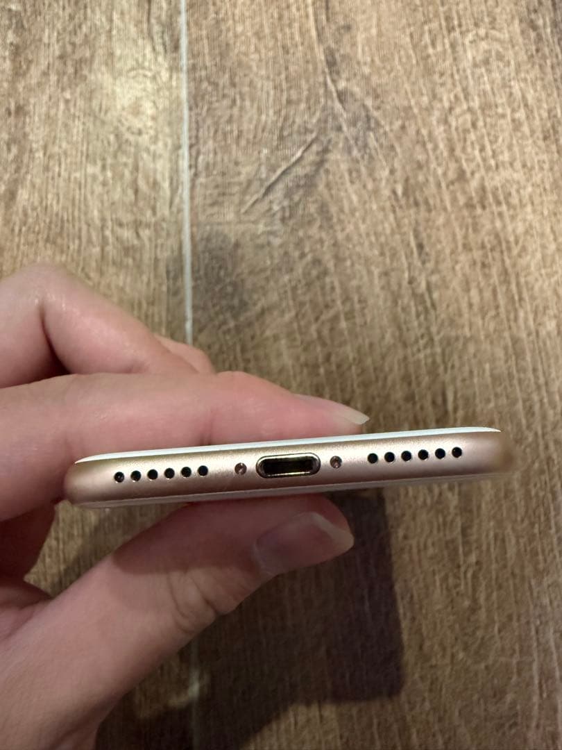 docomo iPhone 8 ローズゴールド64gb本体 箱付き - メルカリ