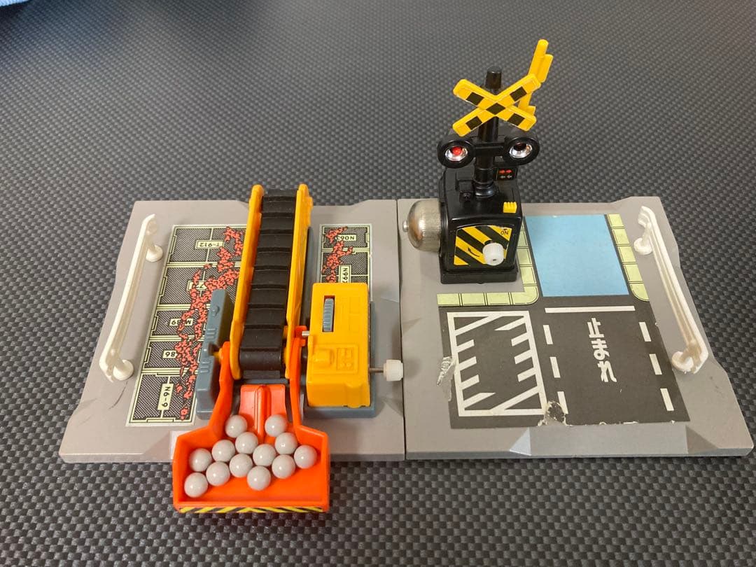 旧トミカタウン まとめ売り 90年代 - メルカリ