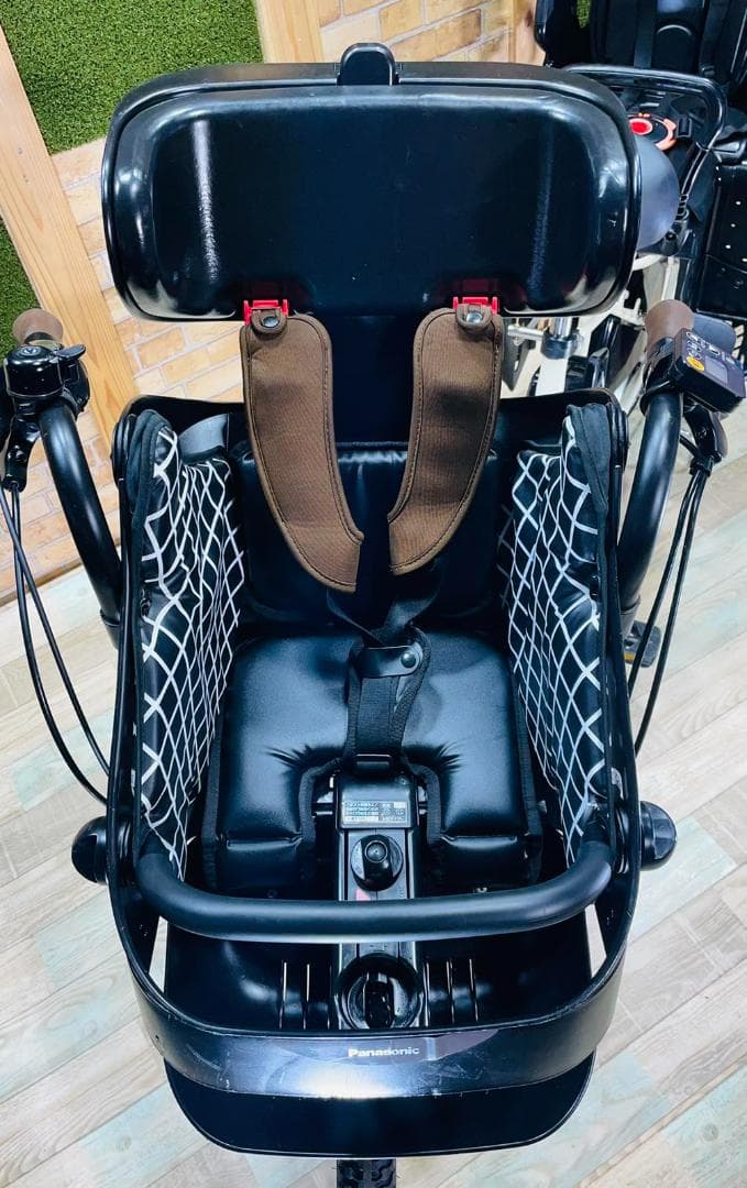 愛知静岡配送可 No1モデル ホワイト ギュット電動アシスト自転車 H1284