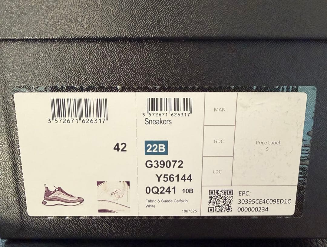 シャネルスニーカー サイズ42 リカラー補修しております - メルカリ