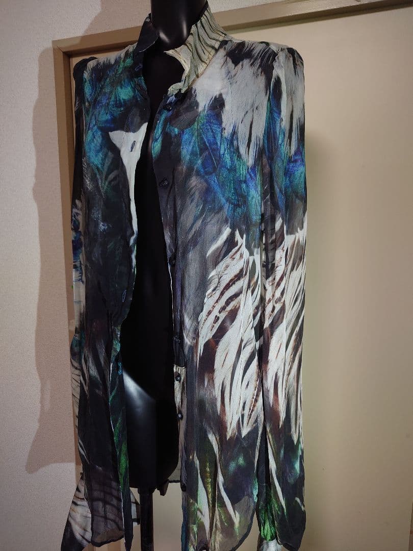 if タキシードシャツ　カーディガン シャツの着こなし・コーディネート│ozie【ショールカラーカーディガン