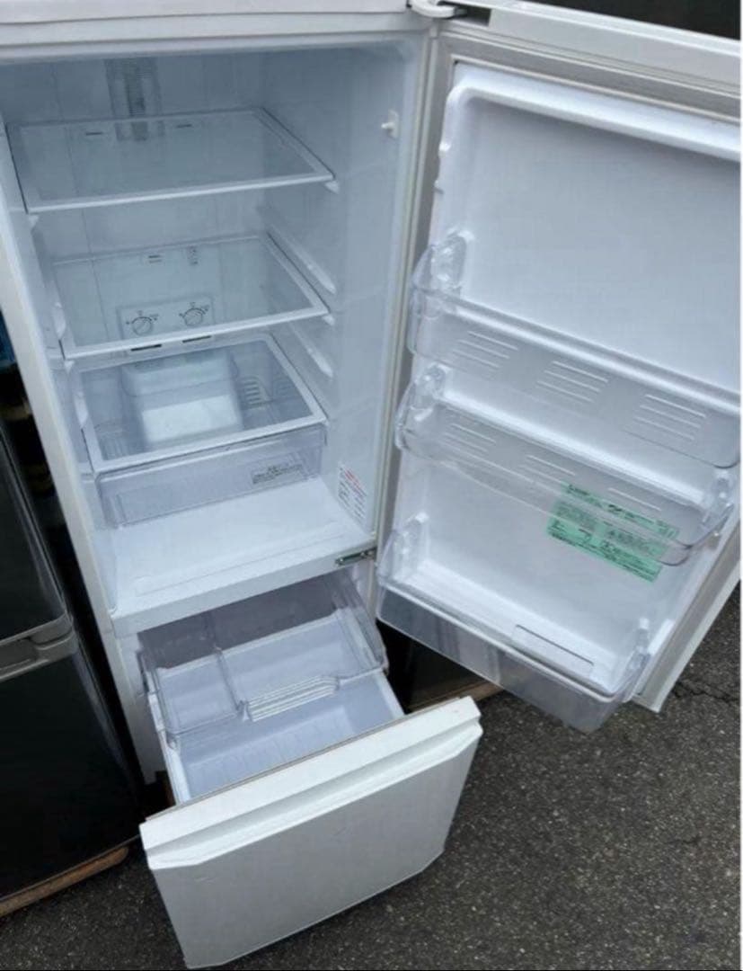 2019年製 168L MITSUBISHI 冷蔵庫 MR-P17ED-KW - メルカリ