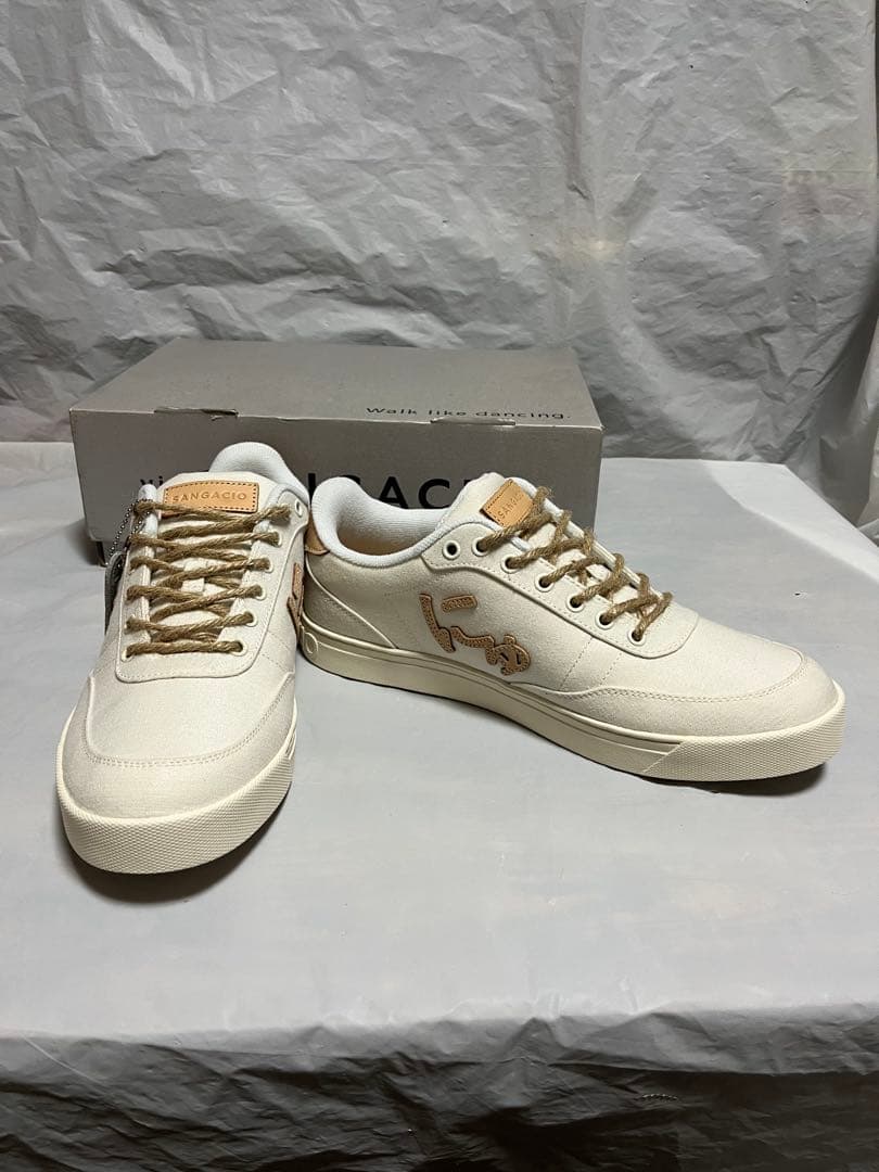 新品未使用 via SANGACIO にゅ 28.0cm オーガニックホワイト