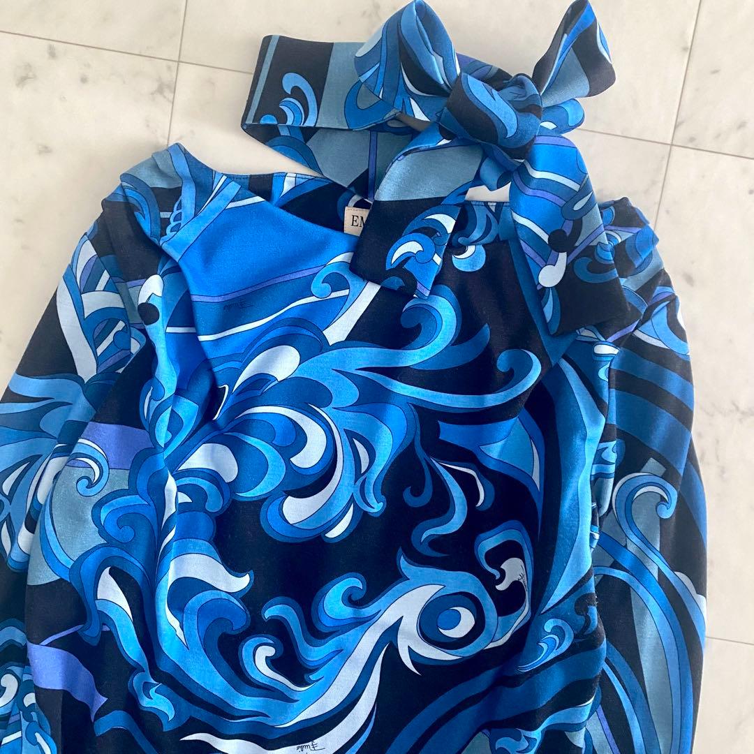 美品 エミリオプッチ 2WAYロゴ入りプッチ総柄ワンピース リボンベルト