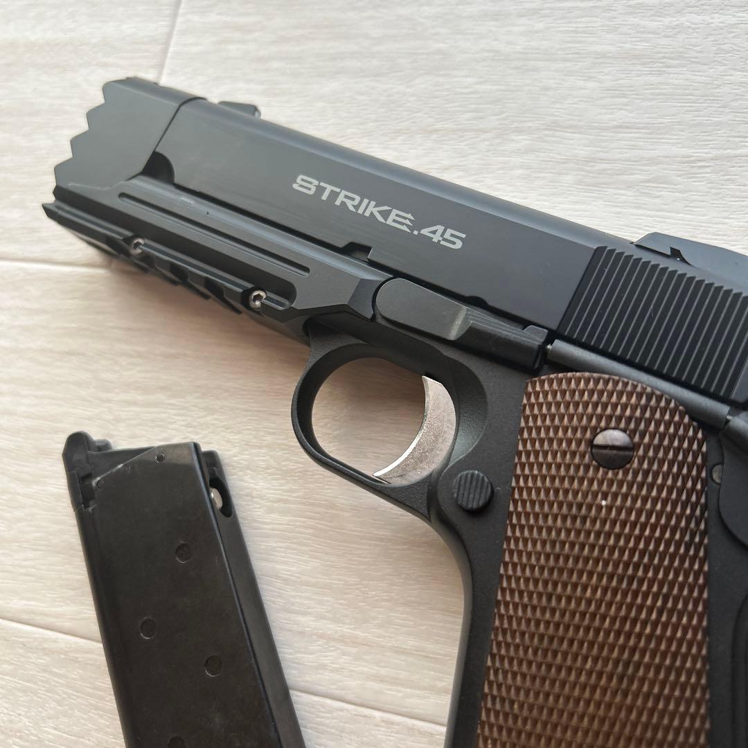 STRIKE.45 ガスガン