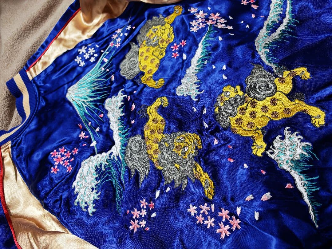 JAPANESQUE 2面用 美品 未使用近 日本限定 スカジャン unisex - メルカリ