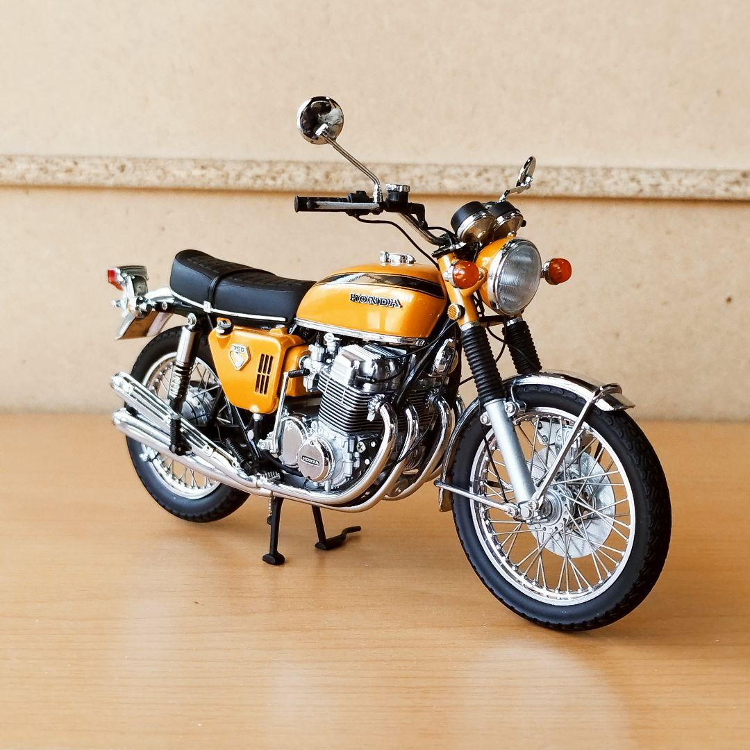 オートバイ・バイク MINICHAMPS HONDA CB 750