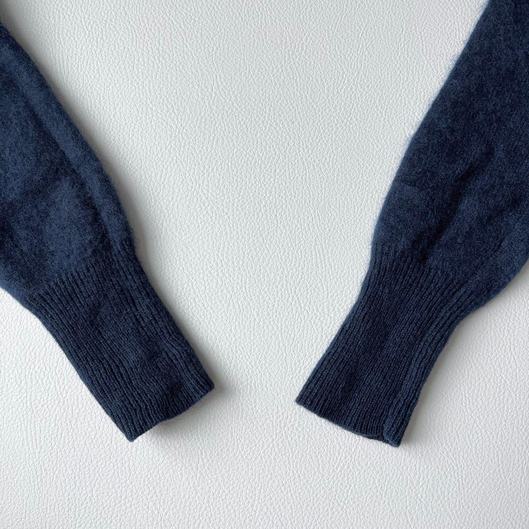 2872y美品 ドレステリア ふわふわ♡カシミヤファーニット 紺 クルー