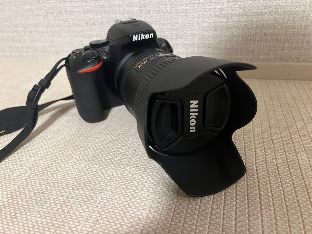 デジタルカメラ Nikon D5600 + AF-S 18-200mm VR Amazon | Nikon デジタル一眼レフカメラ D5600 ダブルズームキット