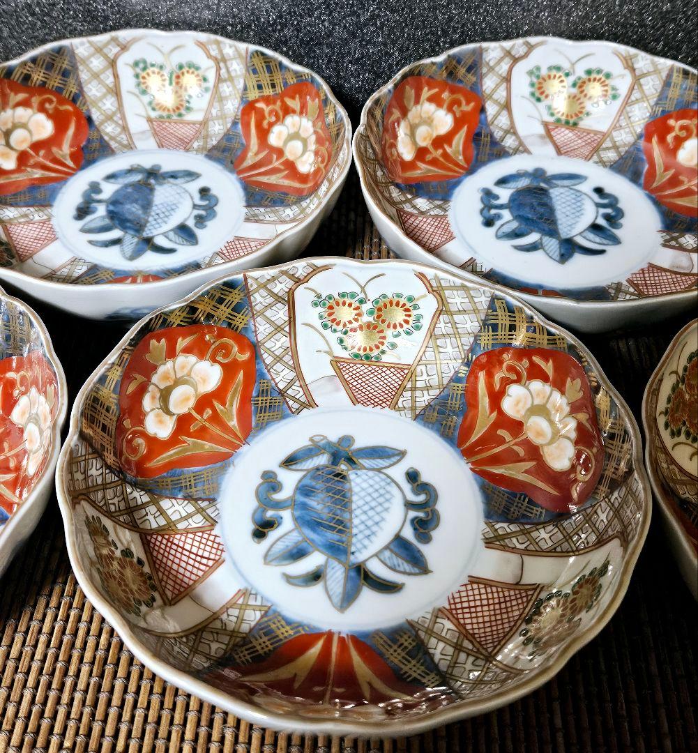 明治時代 古伊万里 錦手 金彩色絵 見込に柘榴 花の図 輪花口縁 深皿 膾