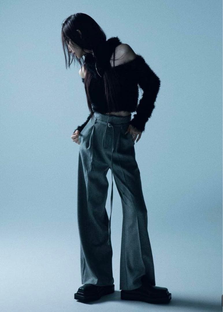 MELT THE LADY / back slit pants / S /完売品 - メルカリ