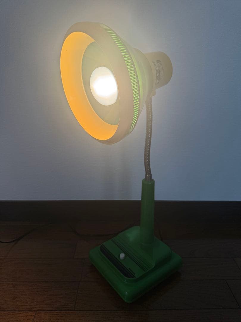 昭和レトロ National デスクライト 緑 - メルカリ