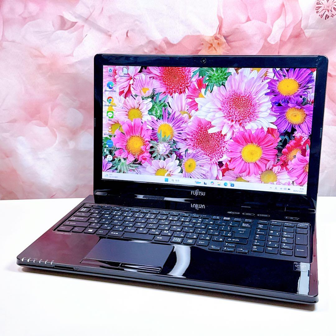 美品✨新品SSDで爆速✨windows11 ノートパソコン✨オフィス カメラ 新品SSD⭐️高性能ノートパソコン windows11 爆速 カメラ薄型オフィス