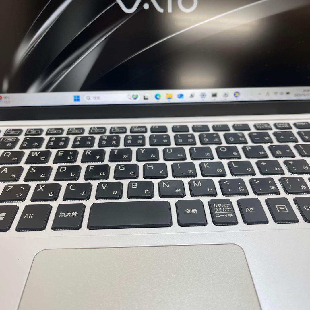 841 Vaio VJS111 i5-6200U 4GB Office2021 - メルカリ