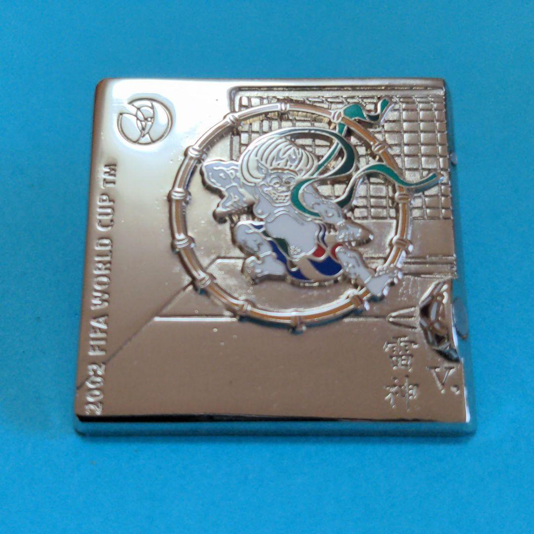 2002 FIFAワールドカップ公式ピンバッジ風神雷神 2個セット - メルカリ