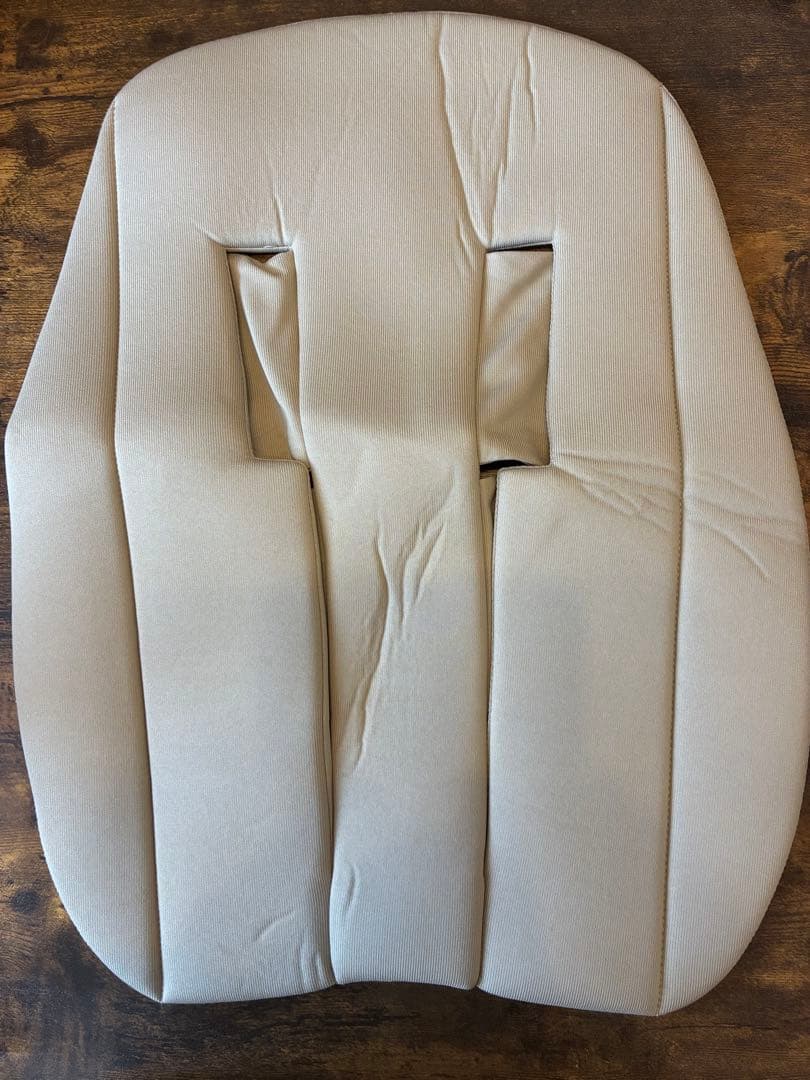 cybexメリオカーボン2024 アーモンドベージュ ドリンクホルダー付