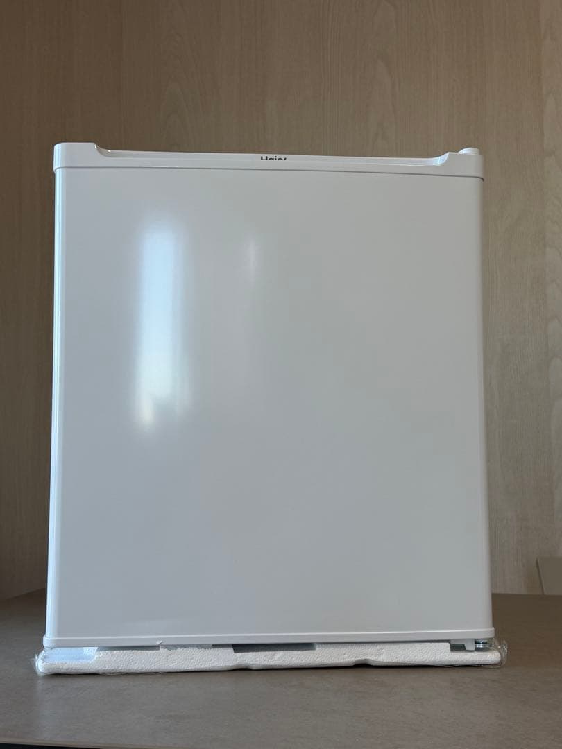 Haierハイアールノンフロン電気冷凍庫 JF-U3A 2025年製 ハイアール 冷凍庫 1ドア 33L 右開き スリム 直冷式 幅44cm ホワイト