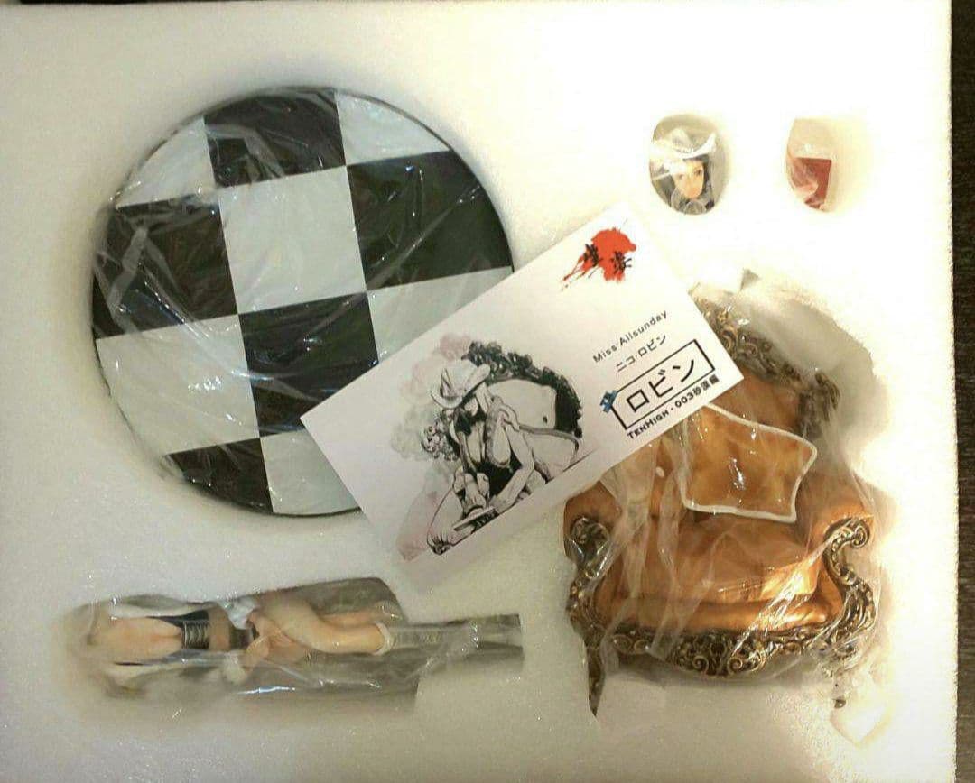 ワンピース ニコロビン フィギュア 海外 ガレージキット