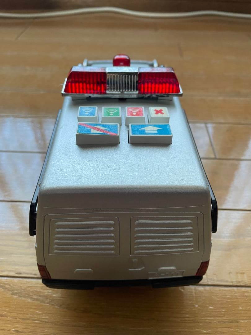 昭和レトロ 警視庁機動隊4WD - メルカリ