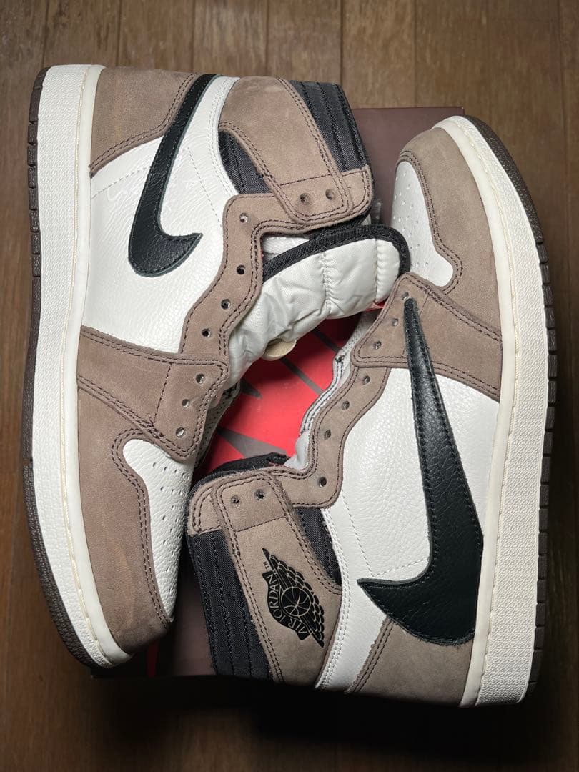 安心鑑定トラヴィススコット × ナイキ エアジョーダン1 レトロ - メルカリ