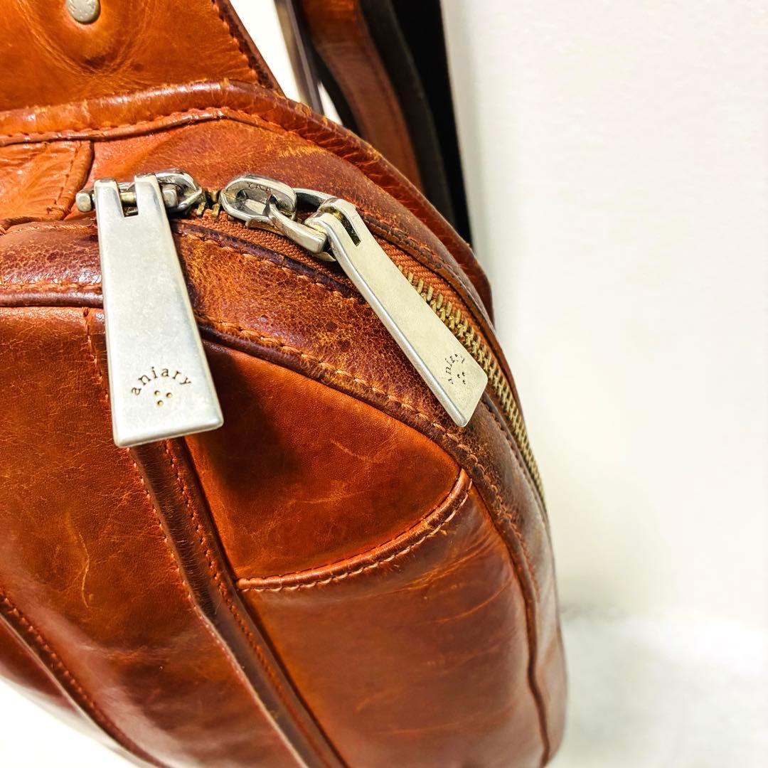 aniary（アニアリ）レザー ボディバッグ ショルダーバッグ ブラウン