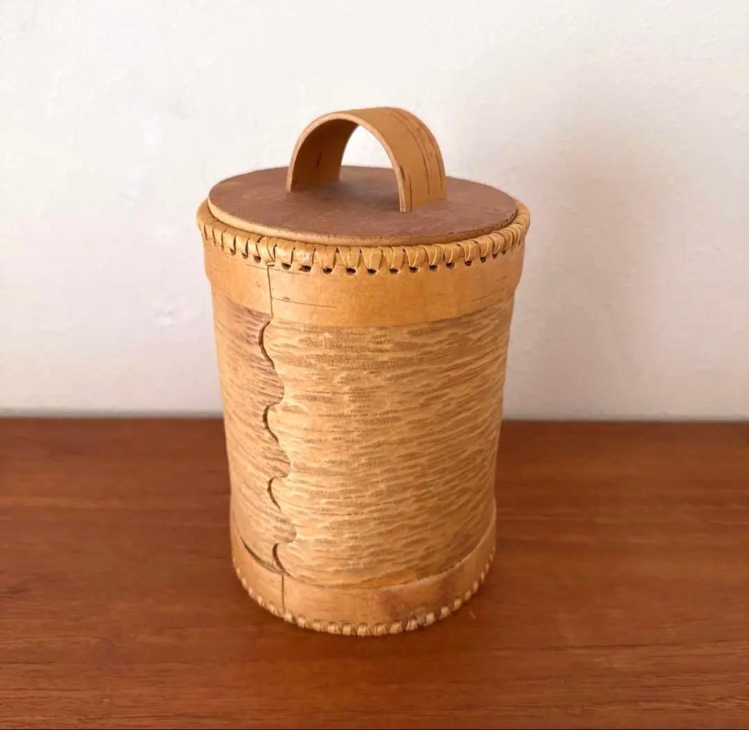 【北欧ヴィンテージ】白樺の筒形キャニスター 北欧 白樺の蓋付きキャニスター（ヴィンテージ）-北欧雑貨、北欧