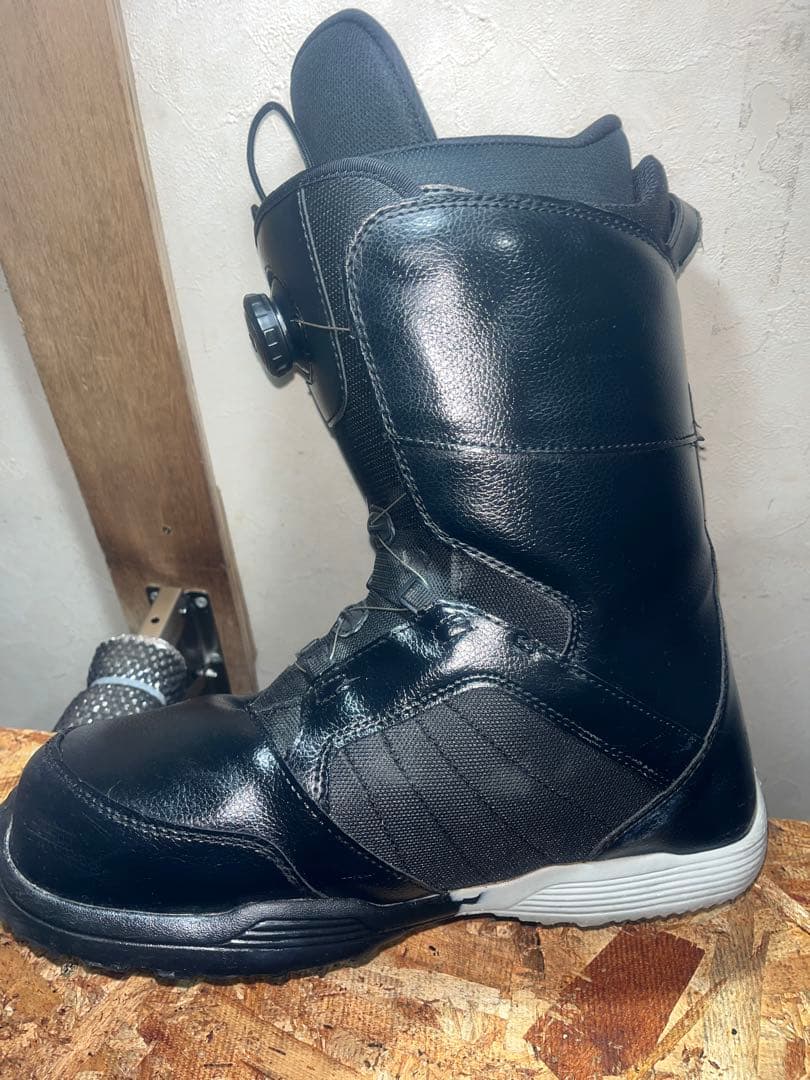 ダイヤル式軽量ブーツ！新品もあります。 ZUMA 29.0cm