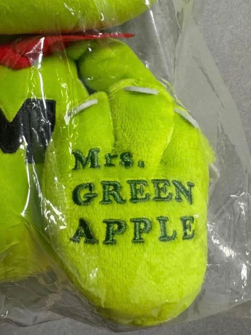 【値下げ不可】\"新品・タグ付\"メメル　ぬいぐるみ