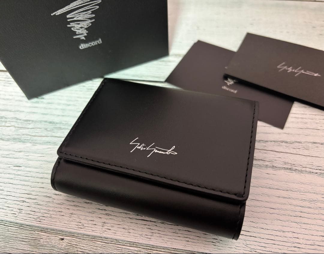新品未使用　ディスコード ヨウジヤマモト 三つ折りウォレット　レザー　財布 discord Yohji Yamamoto - 【再販売通知受付可能】三つ折りウォレット_