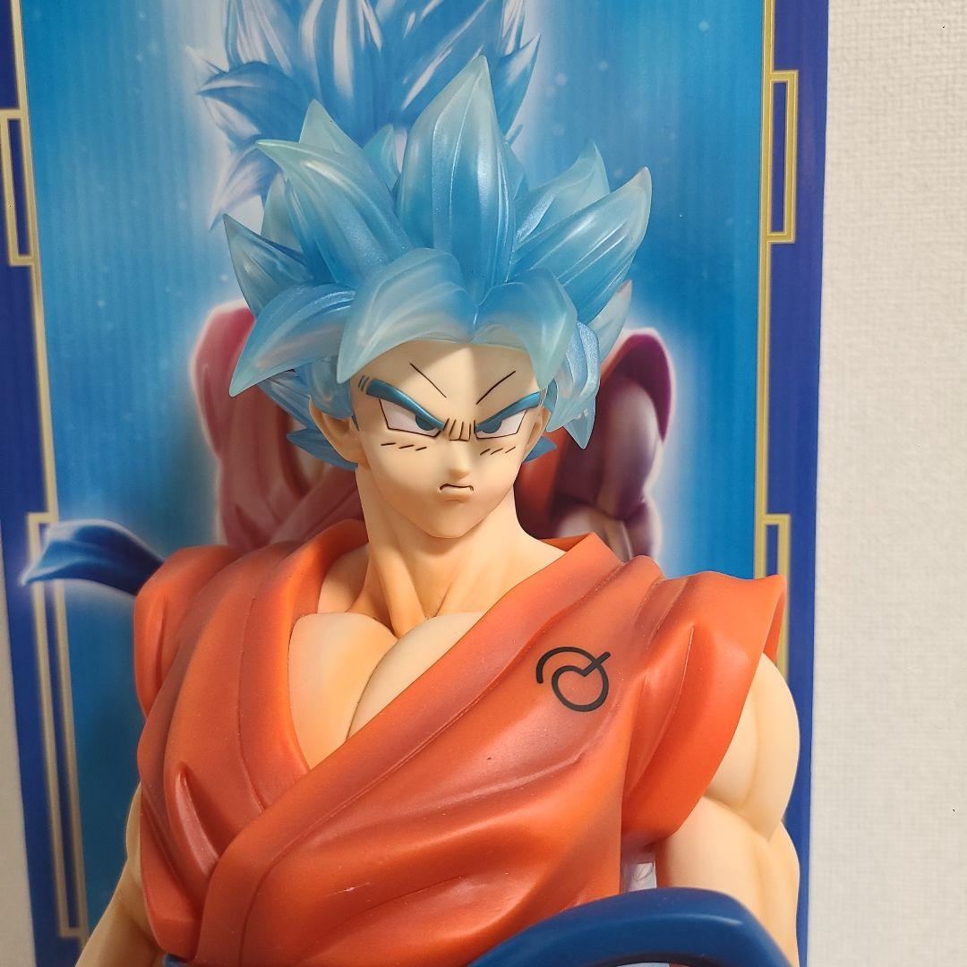 ドラゴンボール 孫悟空 超サイヤ人ブルー フィギュア