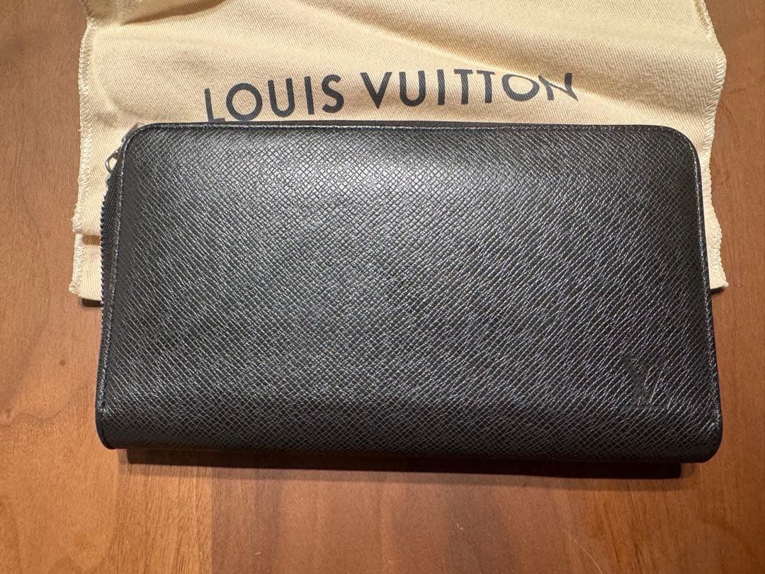 LOUIS VUITTON エピレザー 長財布 ブラック - メルカリ