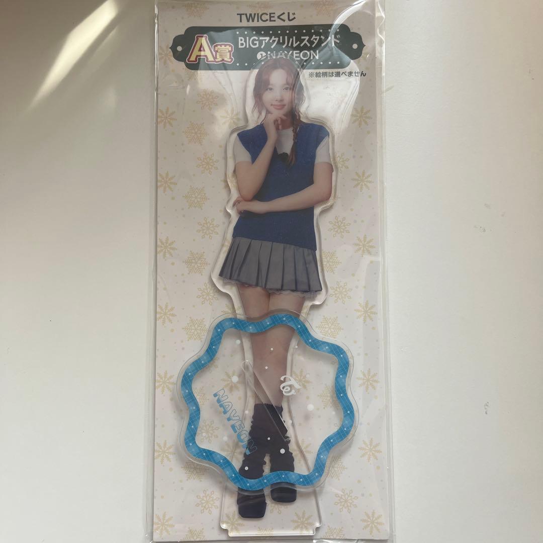 TWICE ナヨン アクリルスタンド - メルカリ