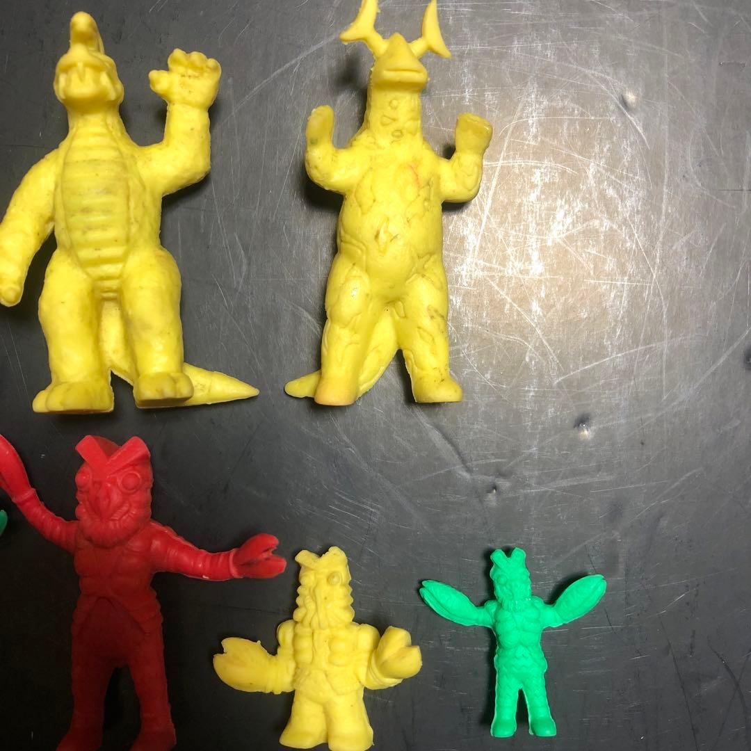 ウルトラマン 怪獣 消しゴム 【当時物】 - メルカリ